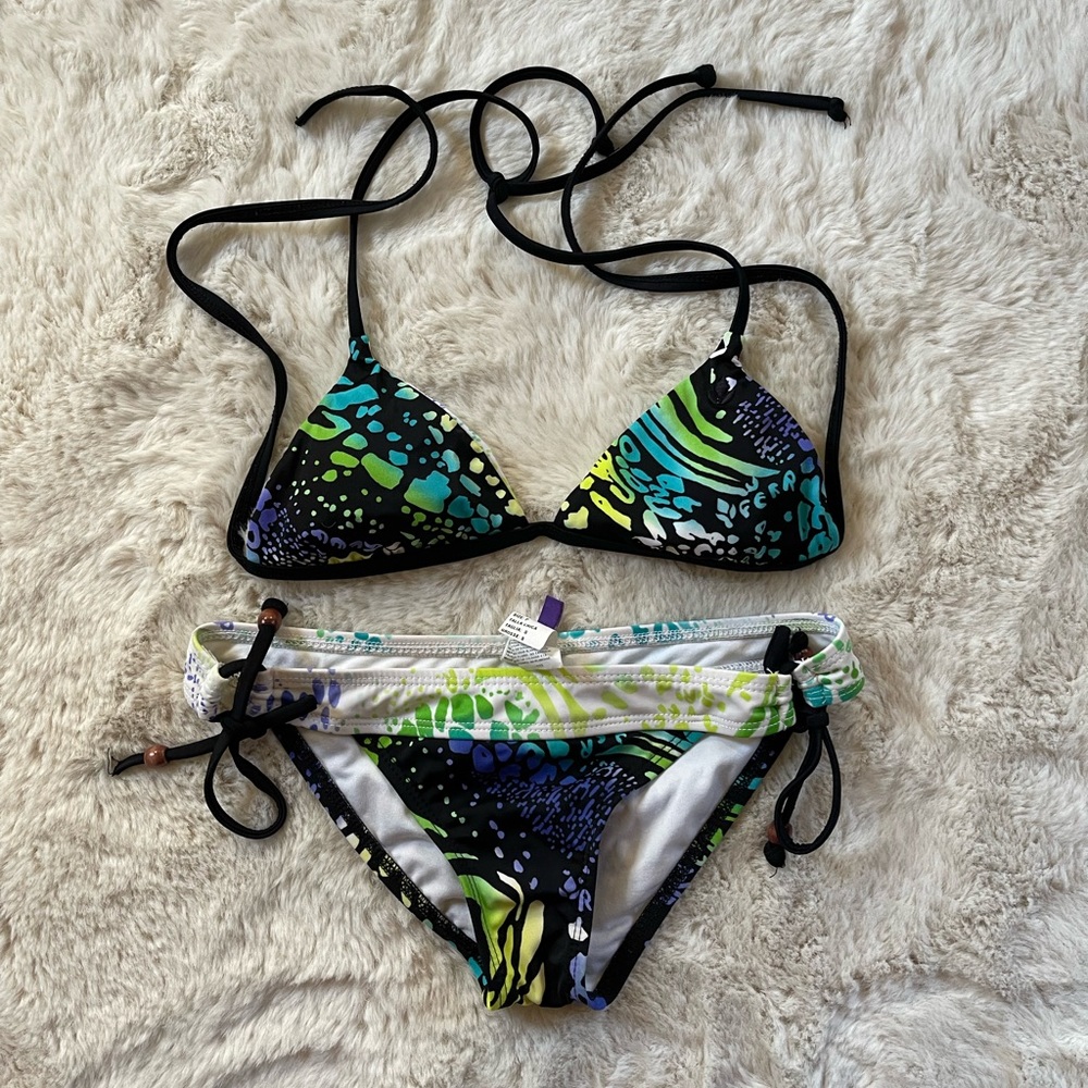 Reef Reversible String Triangle Bikini S - image 1